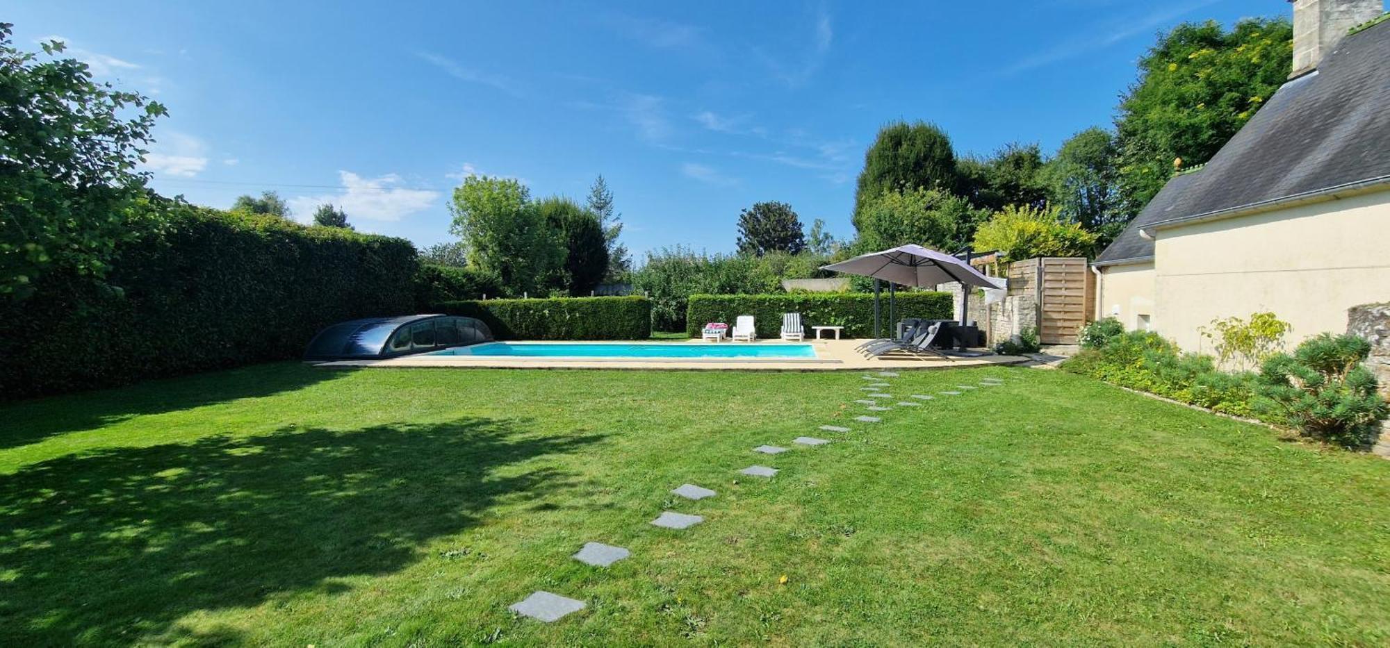 Gite 4 Personnes Avec Piscine Et Bain Nordique Proche Des Plages Du Debarquement Le Manoir  Екстер'єр фото